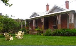 GREAT GARDEN BONES Glenray Park, Yetholme, a home yard with garden potential.