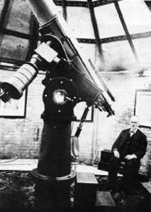 TEBBUTT'S TELESCOPE John Tebbutt (1834-1916) and the telescope which he used to chart the return of Halley's Comet in 1986.