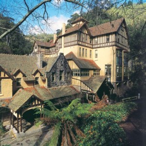 REMOTE RESORT Caves House, Jenolan Caves, NSW, Australia.
